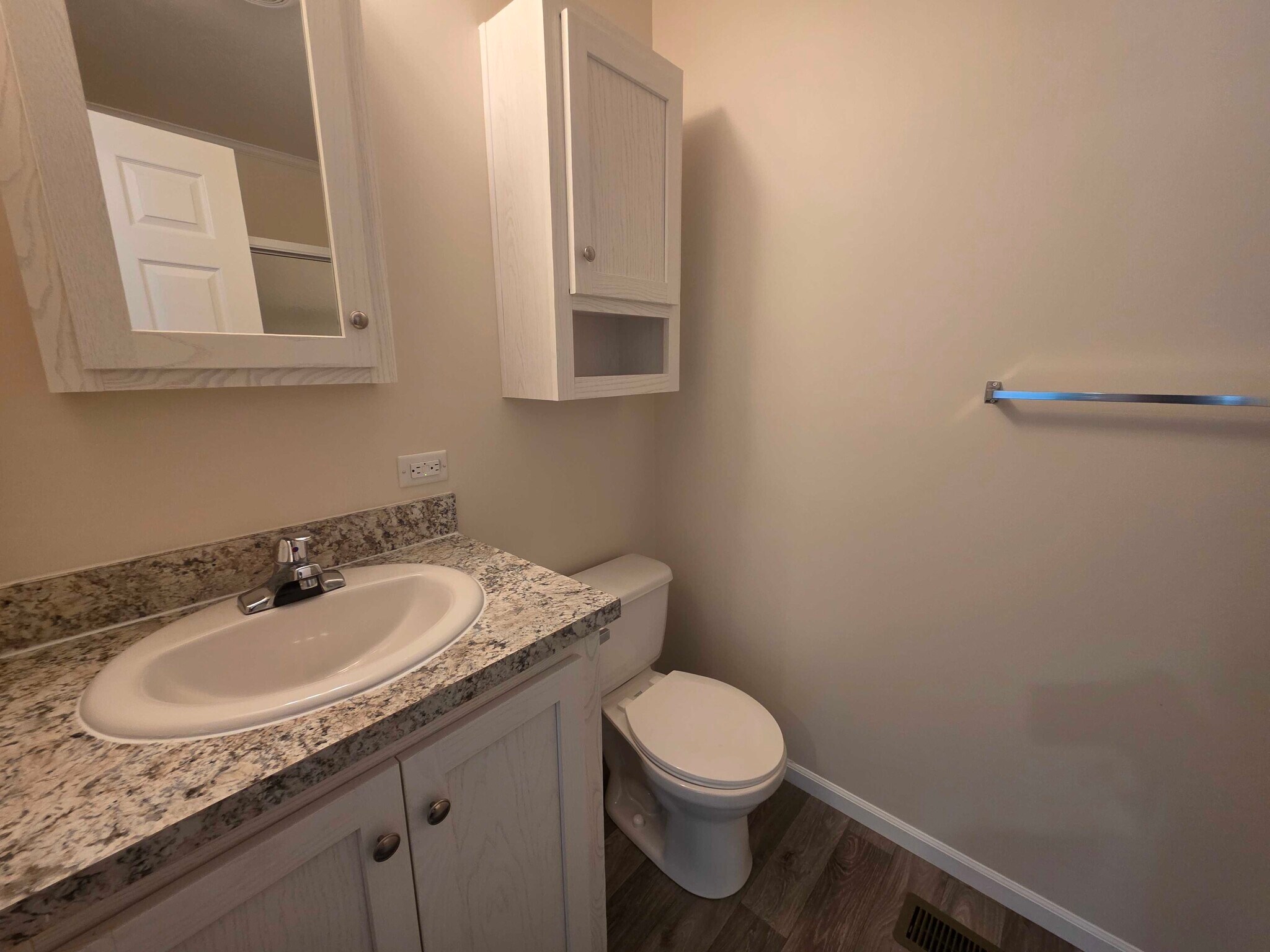 Building Photo - 3628 Birch St