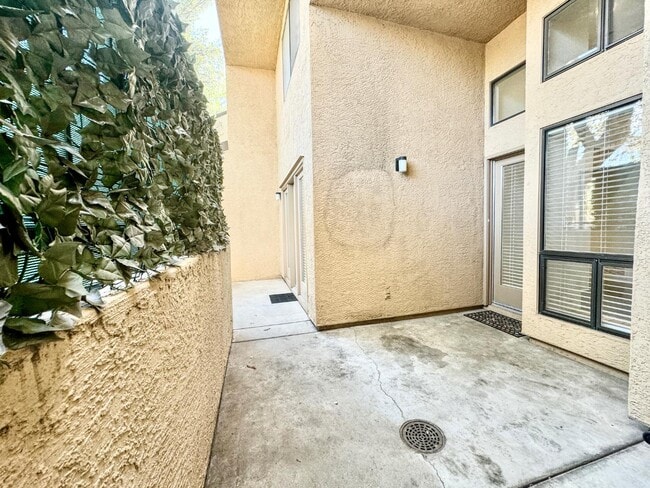 Building Photo - 7620 E Callisto Cir