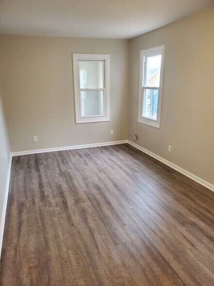 Building Photo - 119 W Wisconsin Ave