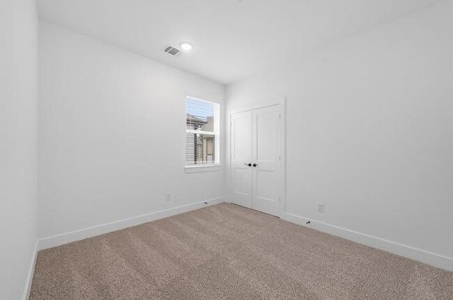 Building Photo - 1308 Shaded Rock Dr