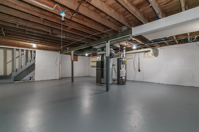 Building Photo - 6101 Wulff Dr