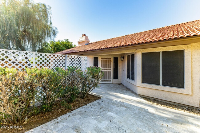 Building Photo - 8829 E Riviera Dr