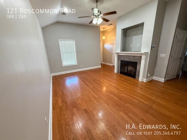 Building Photo - 121 Roscommon Rd