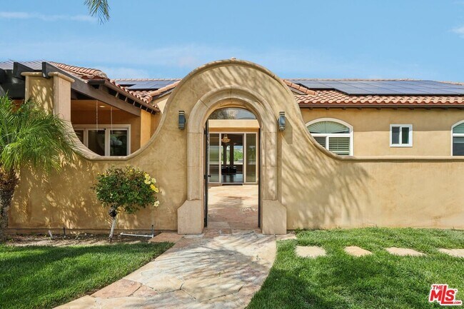 Building Photo - 27048 Triumph Ave