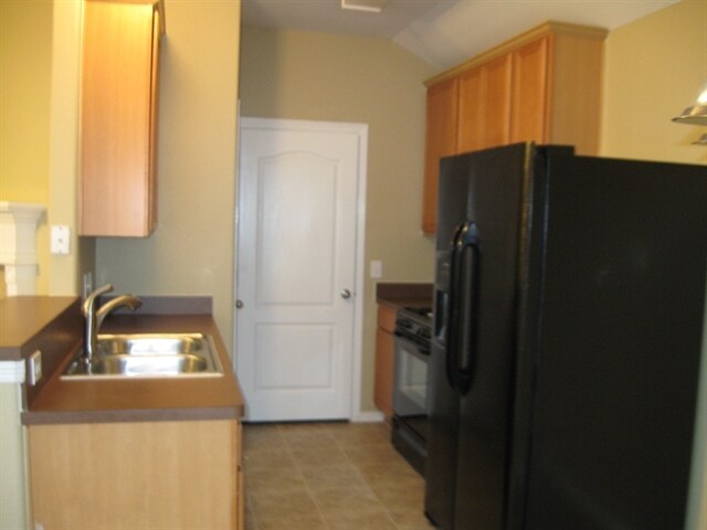 Building Photo - 202 Splintered Arrow Dr