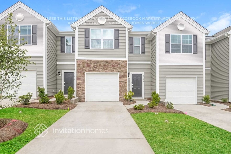 Primary Photo - 11734 Brier Vlg Ln