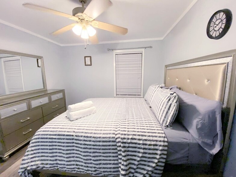 Building Photo - 6900 Skillman St