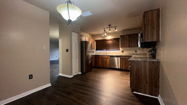 Building Photo - ***Limited-Time Leasing Offer***Beautiful 3/2.5 Townhome For Rent In Coopersmith