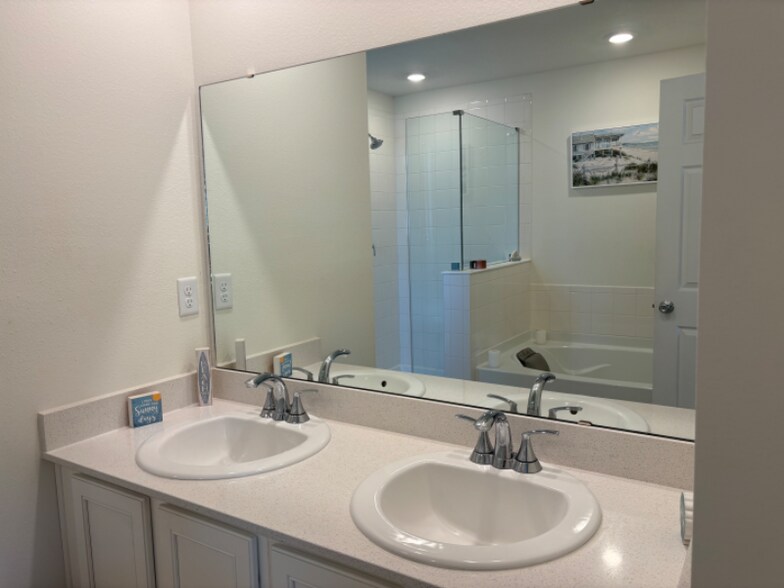Building Photo - 358 Rambling Brk Trl