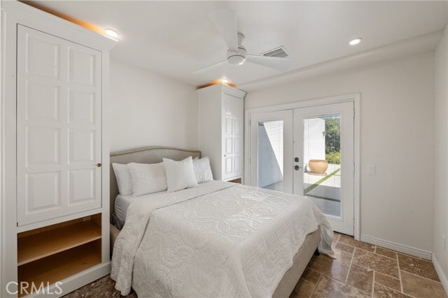 Building Photo - 72408 Desert Dr