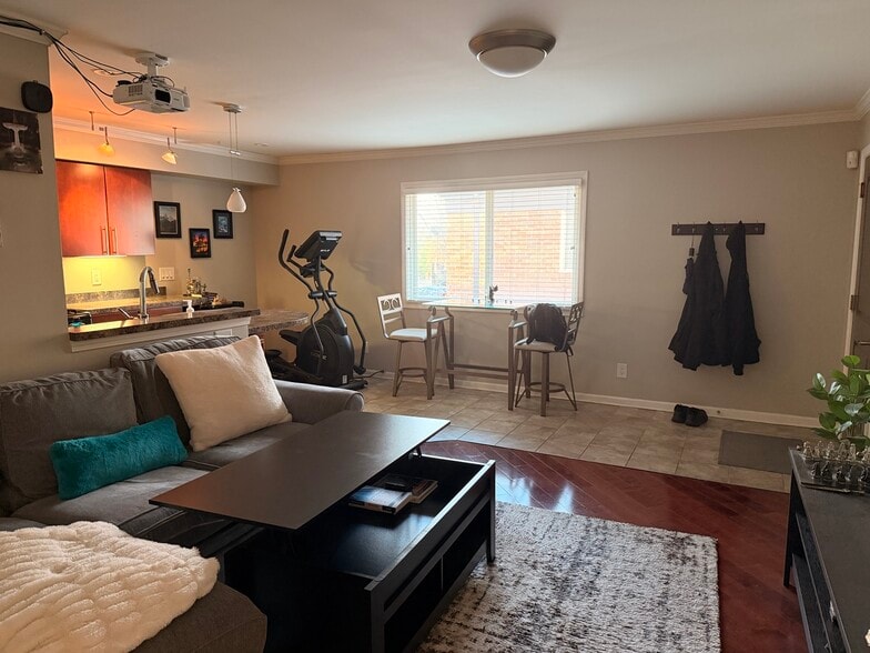 Building Photo - 155 Virginia Ave