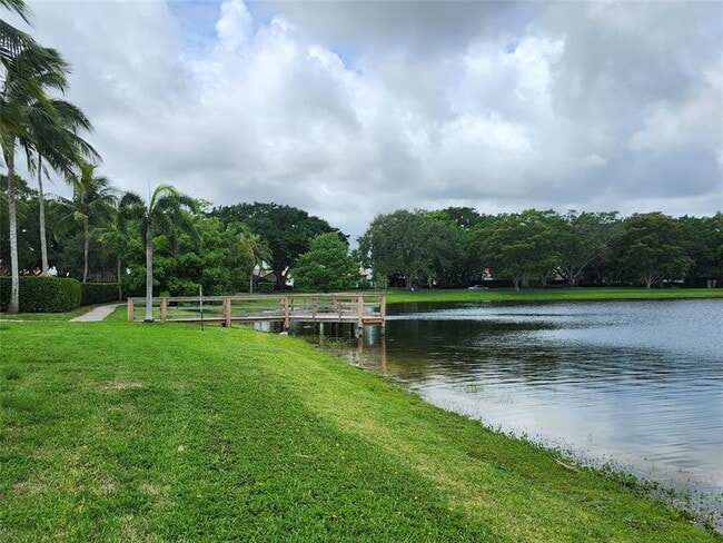Building Photo - 6639 Hatteras Dr