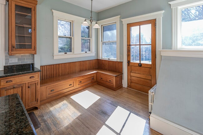 Building Photo - 54 Hodge Rd