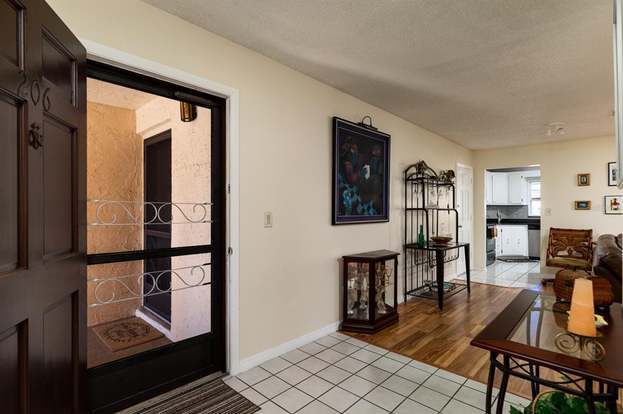 Building Photo - 206 Cedarwood Cir