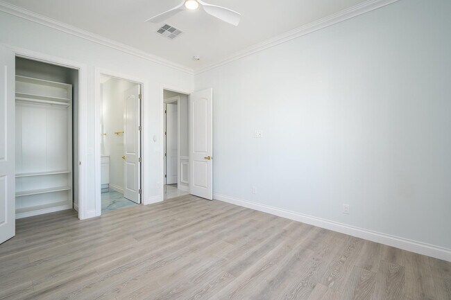 Building Photo - 6729 N 13th St