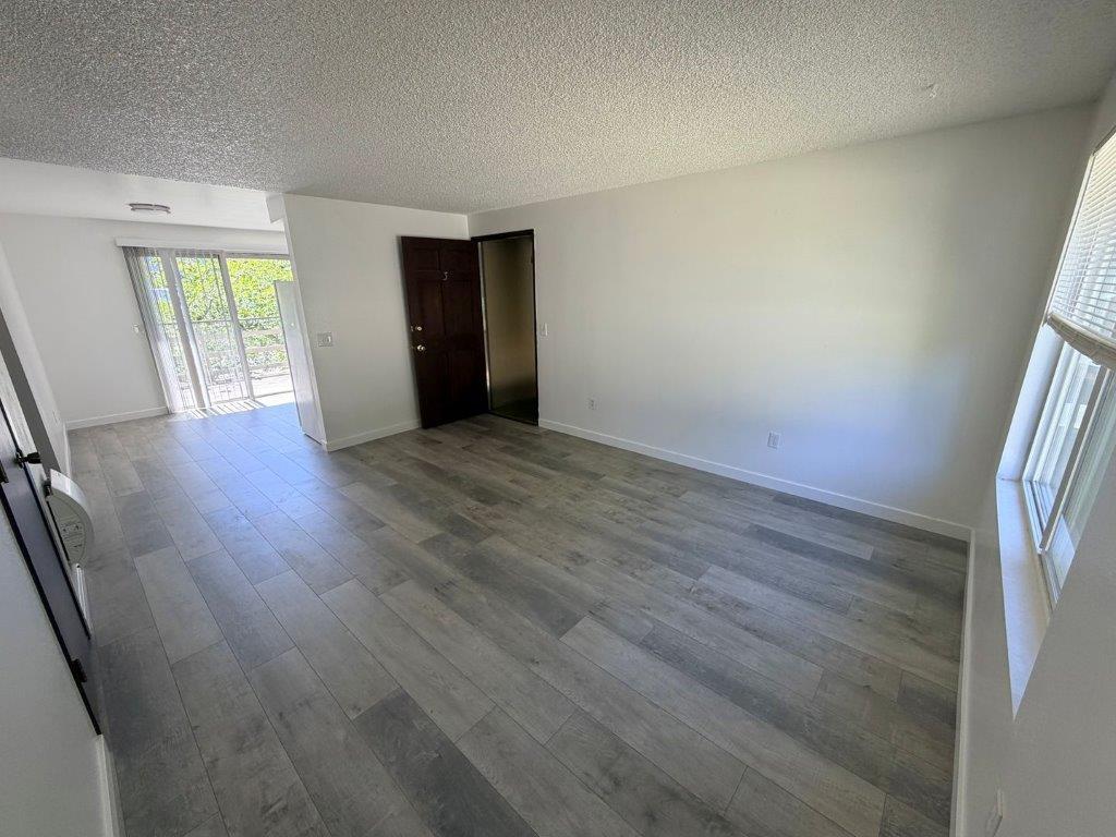Living Room - 435 Ranch Rd
