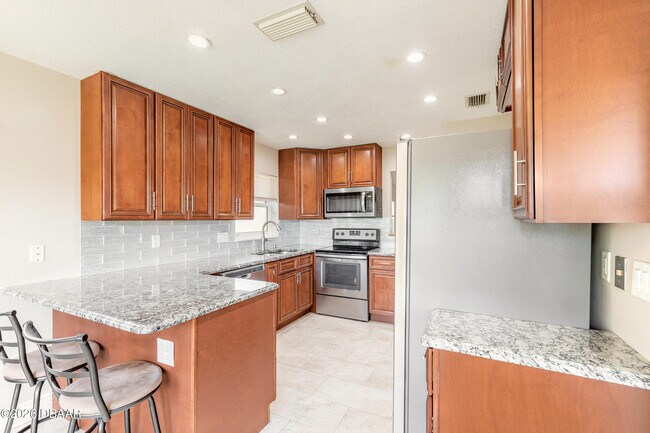 Building Photo - 10 Cormorant Ct