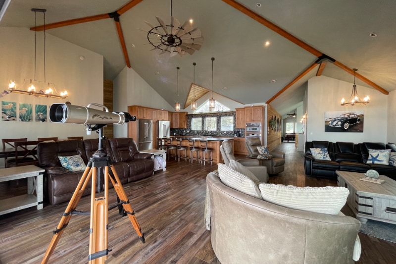 Building Photo - 10340 NW Pacific Coast Hwy