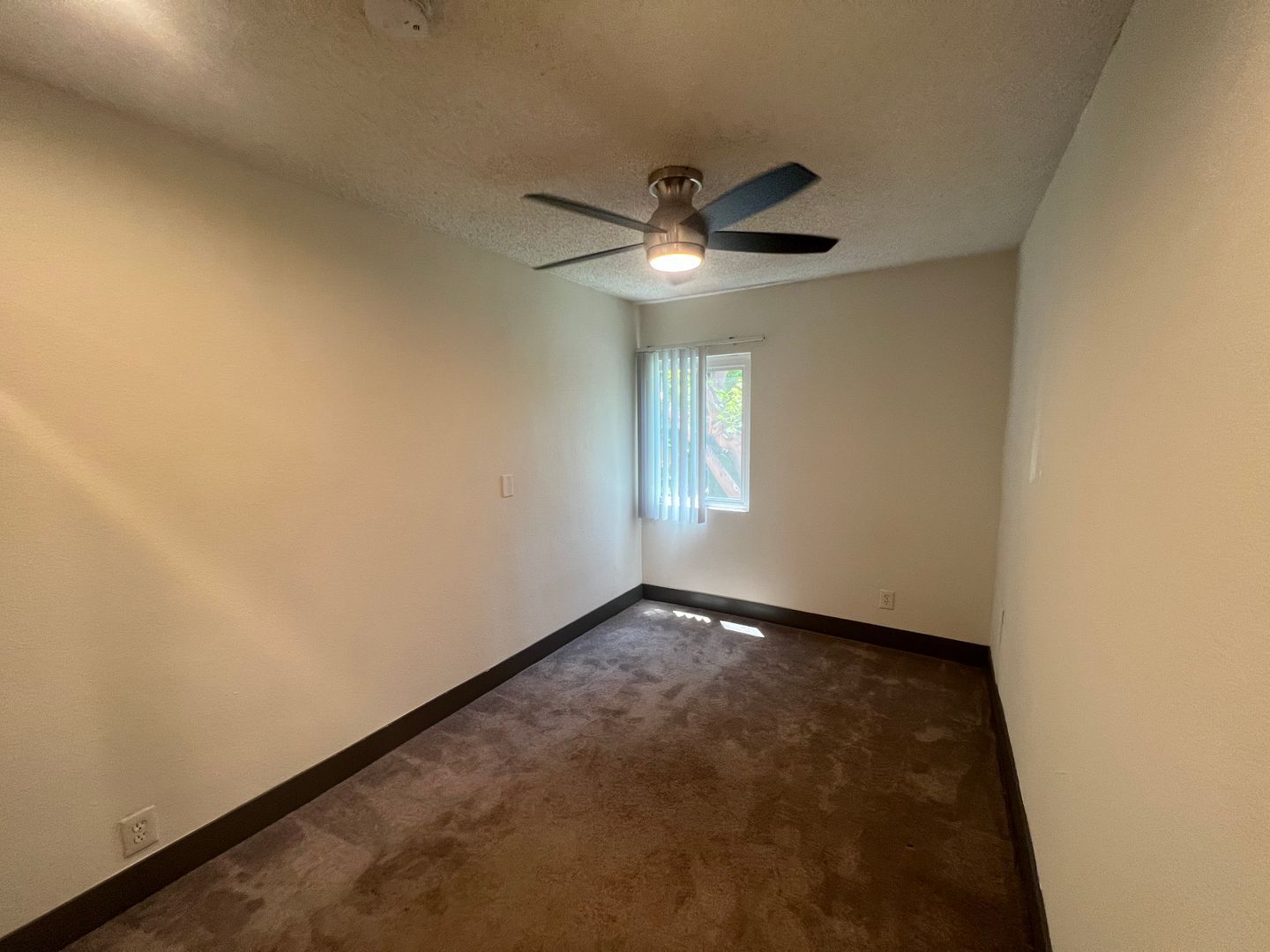 Building Photo - 1444 Centinela Ave