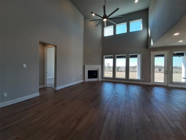 Building Photo - 7575 Pemberley Ct
