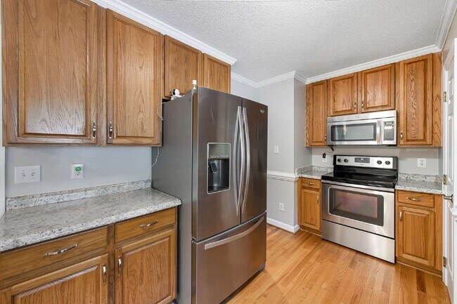 Building Photo - 103 Tarpley Way