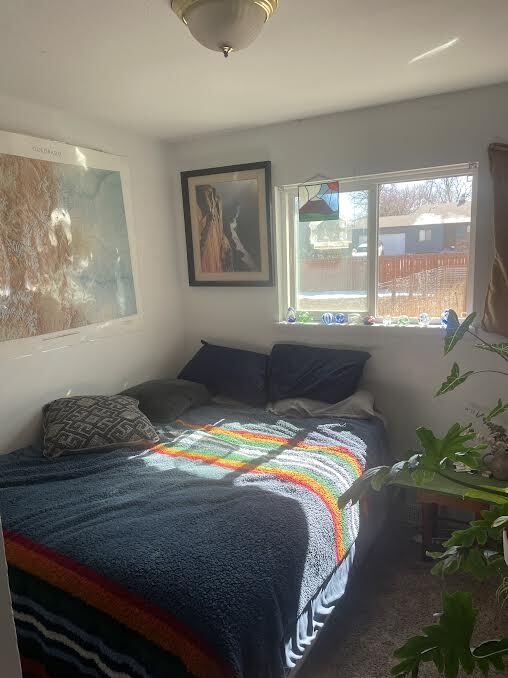 Building Photo - 1925 W Plum St