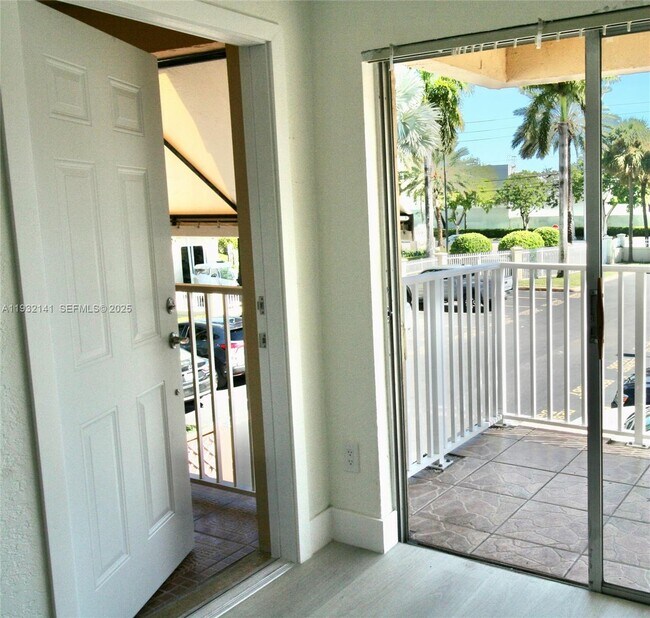 Building Photo - 4330 NW 79th Ave