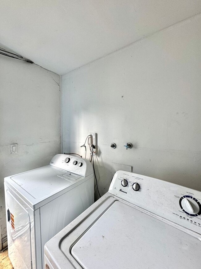 Building Photo - 4102 38th Ave. S