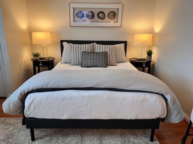 Bed is thoughtfully tucked away for privacy and quietness - 350 G St SW