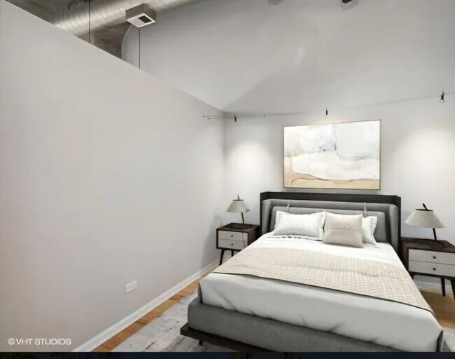 Building Photo - 758 N Larrabee St