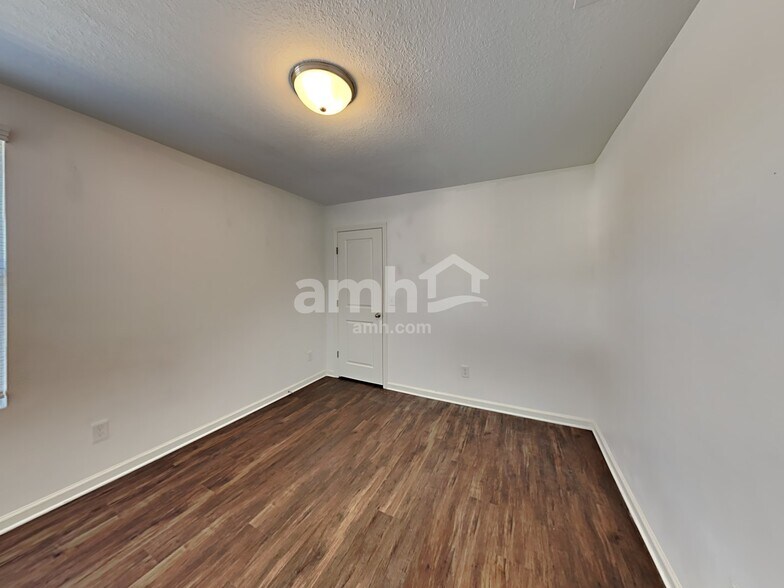 Building Photo - 4761 Osprey Way