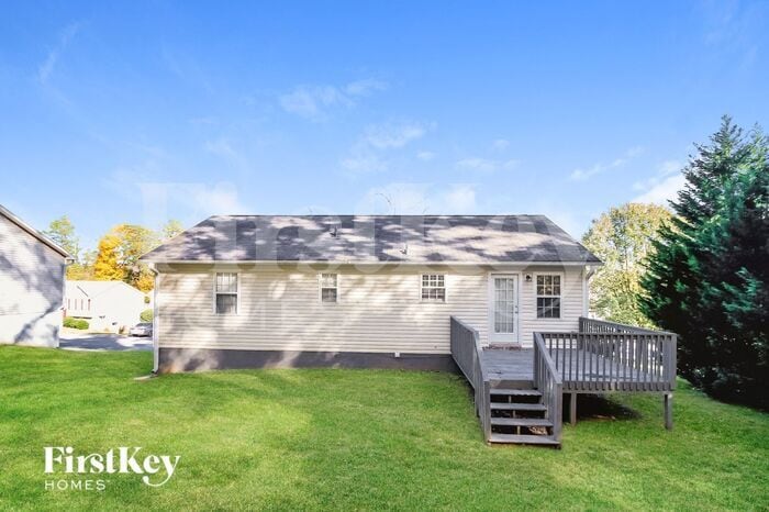 Building Photo - 950 Buckhorn Ct
