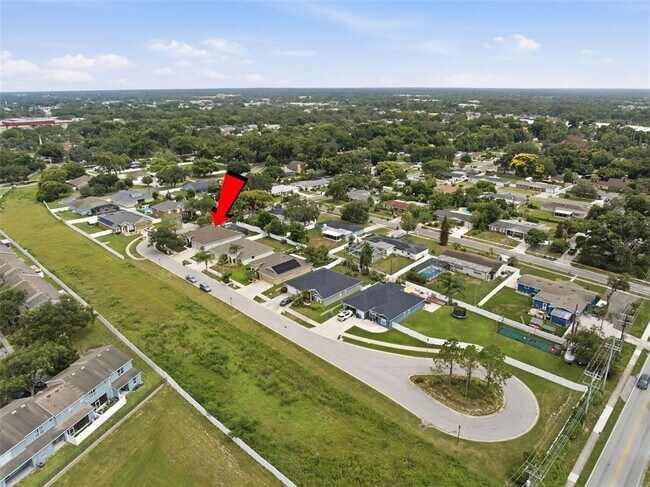 Building Photo - 508 Debra Dr