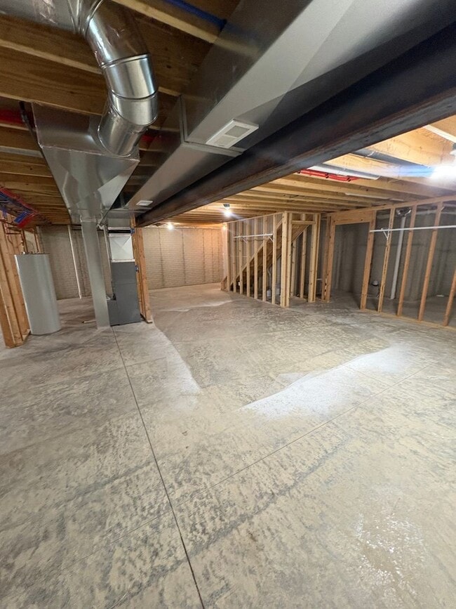 Building Photo - 701 Stephanie Ct