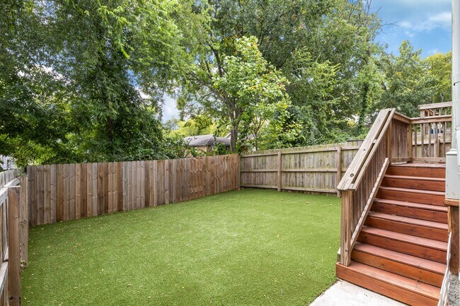 Building Photo - 3 Bedroom Inglewood Home