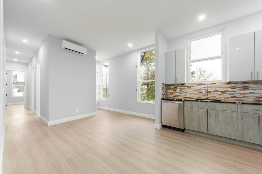 Building Photo - 222 Primrose Ave