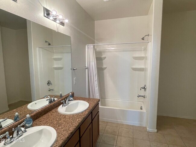 Building Photo - 6158 W Orchid Ln