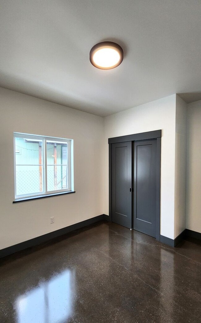 Building Photo - Newly Constructed Four Bedroom House With a Dog Considered