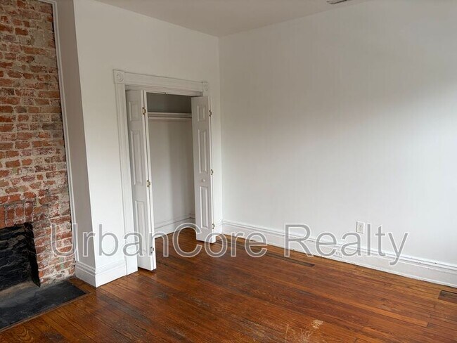 Building Photo - 621 N 31st St