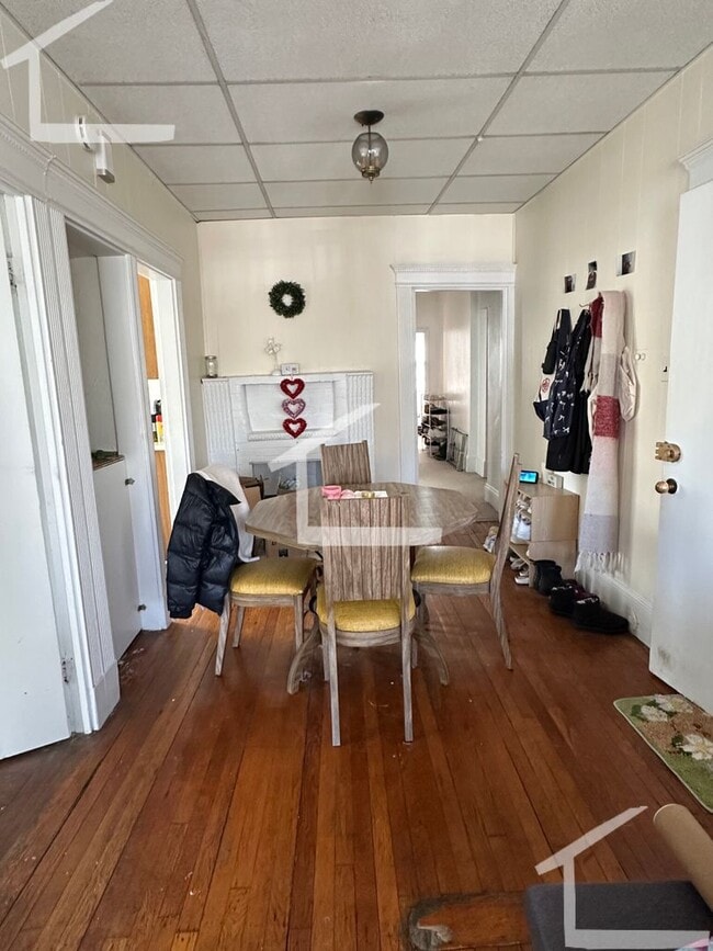 Building Photo - Nice 3 bed in Brighton