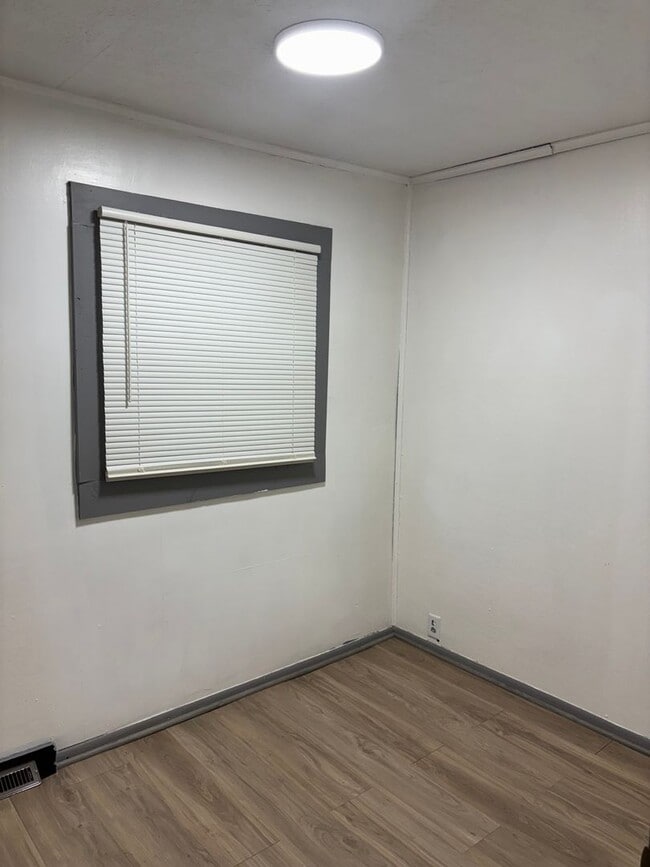 Building Photo - 3Bed New Phila Ranch Home for Rent