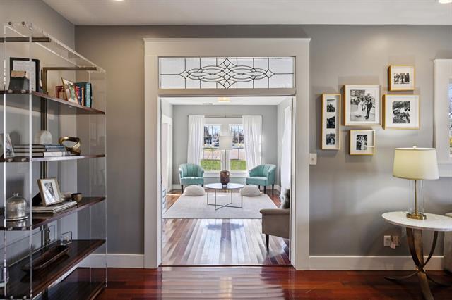 Building Photo - 704 Williams St