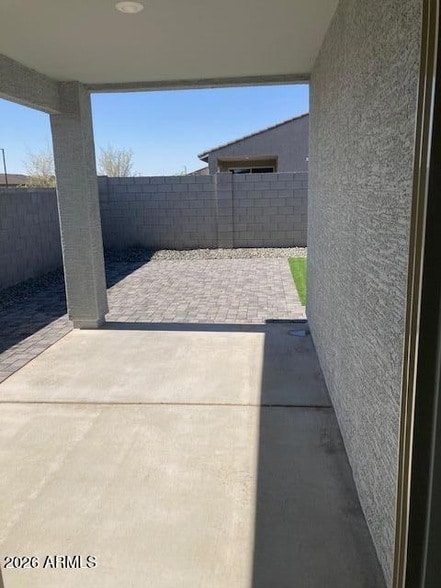 Building Photo - 15875 W Cottontail Ln