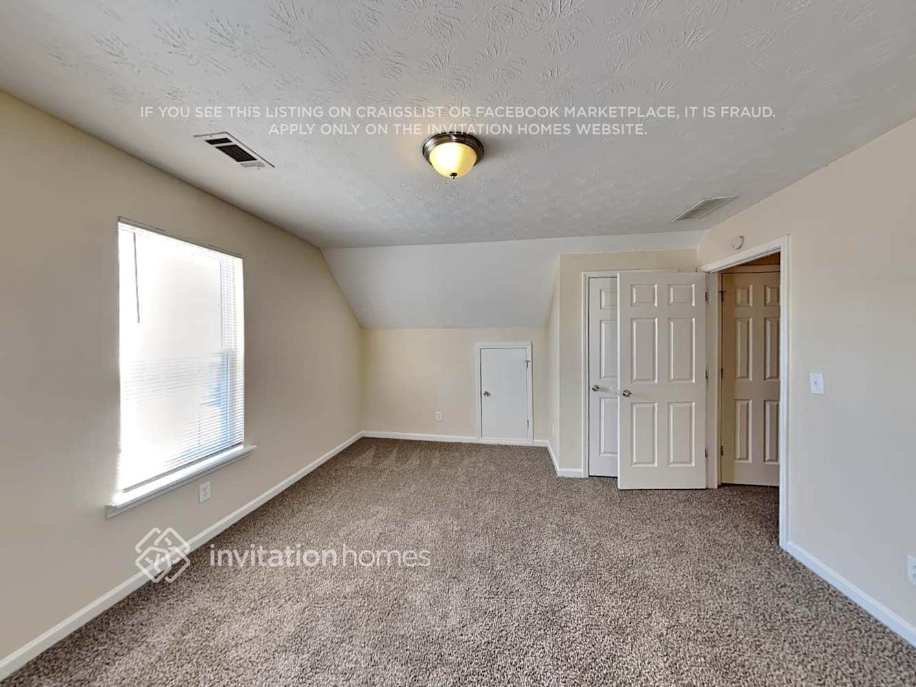 Building Photo - 2525 Turtle Terrace