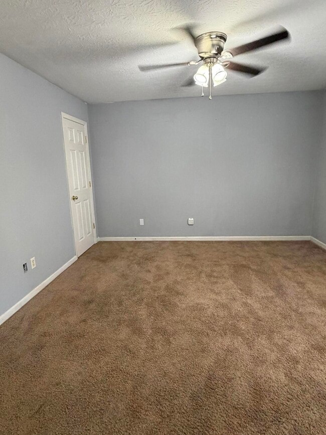 Building Photo - 188 Ransom Trce