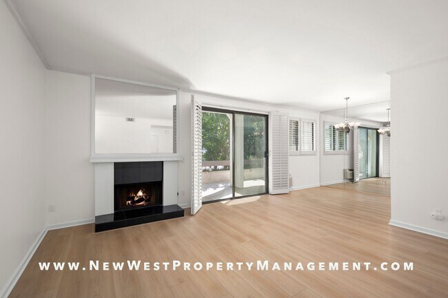 Building Photo - Lovely Marina District 2-bedroom at Park R...