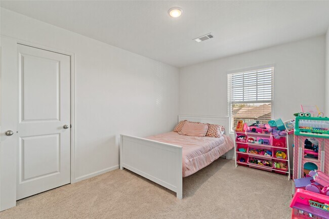 Building Photo - 21568 Rolling Streams Dr