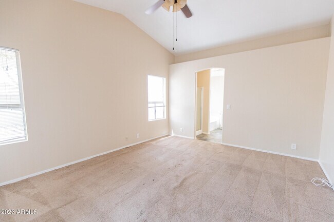 Building Photo - 15024 N 85th Dr