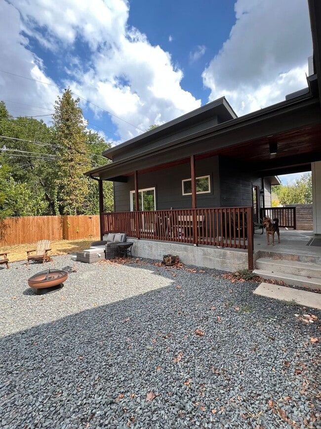 Building Photo - 7608 Northcrest Blvd
