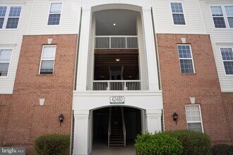 Building Photo - 42480 Rockrose Square